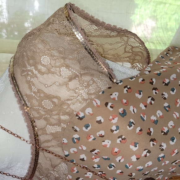 🌾ANTHROPOLOGIE HAZEL LACE PEPLUM TOP, SZ SMALL - Picture 3 of 11